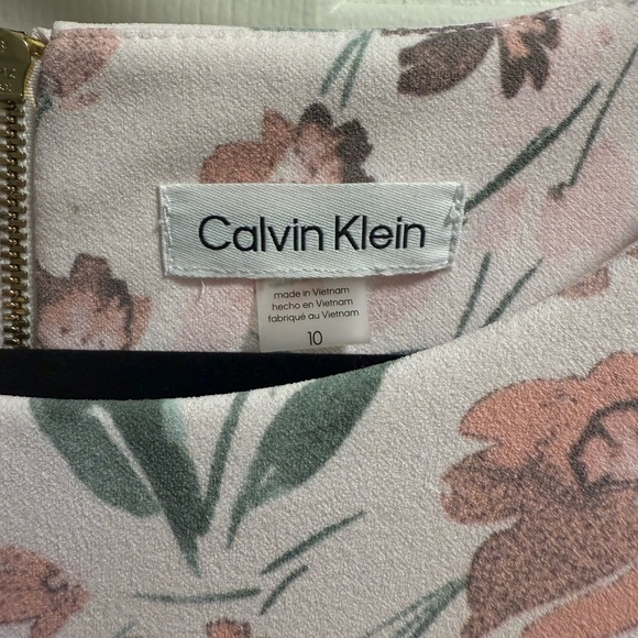 Calvin Klein - Floral-Print Short-Sleeve Ruffle-Hem Dress - Size 10 - Picture 7 of 10